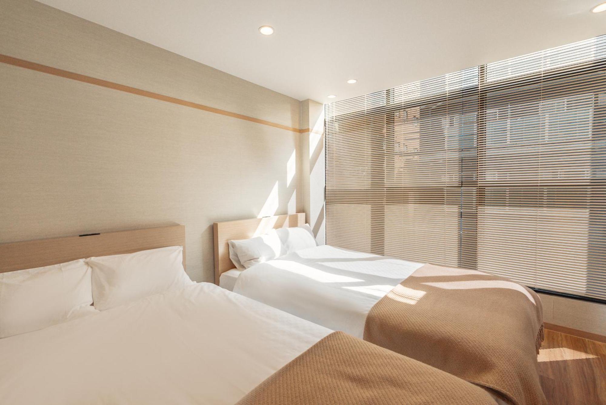 谷町君・星hotel・道頓福居 Osaka Exterior foto